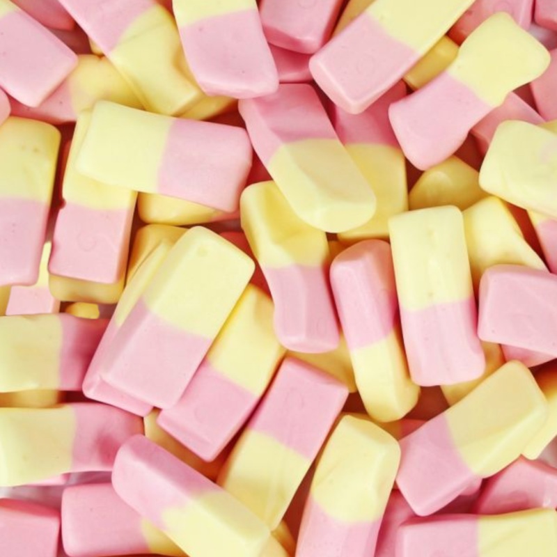 Squashies Rhubarb & Custard 125g (0.28lb)