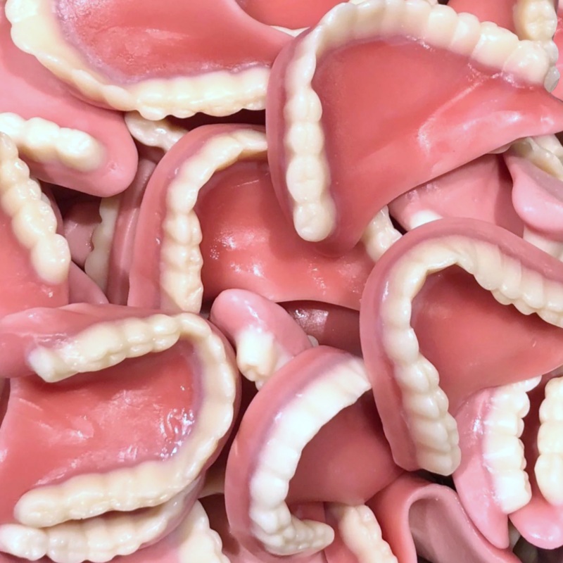 Gummy Dentures 125g (0.28lb)