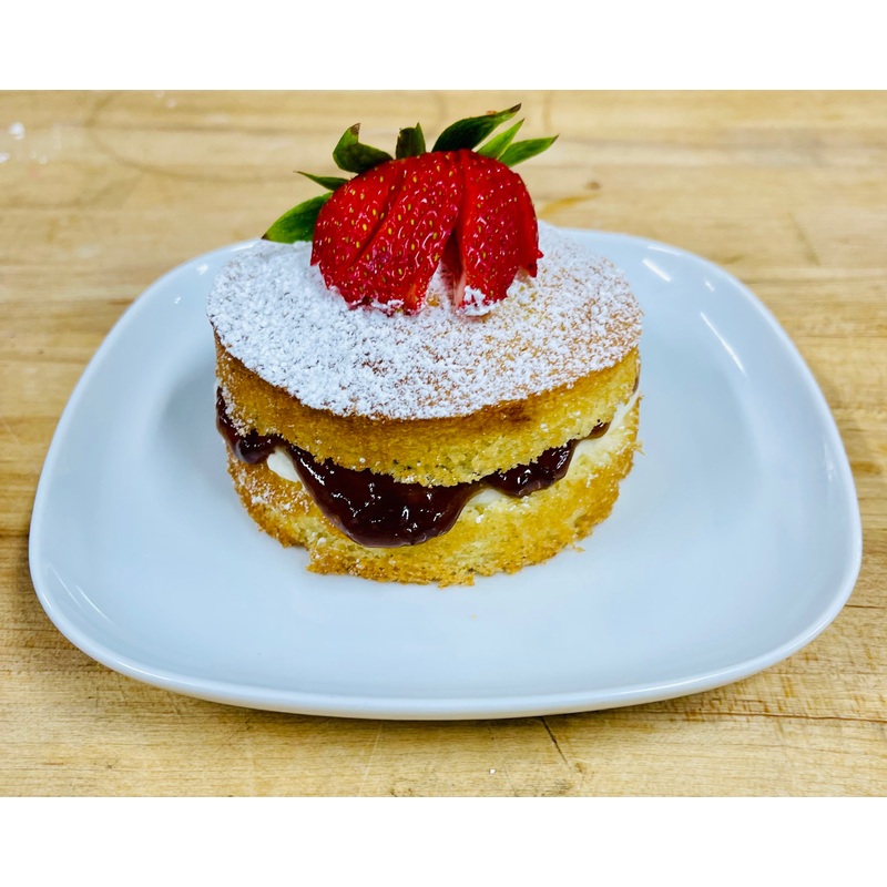 Victoria Sponge Cake | Individual Saturday