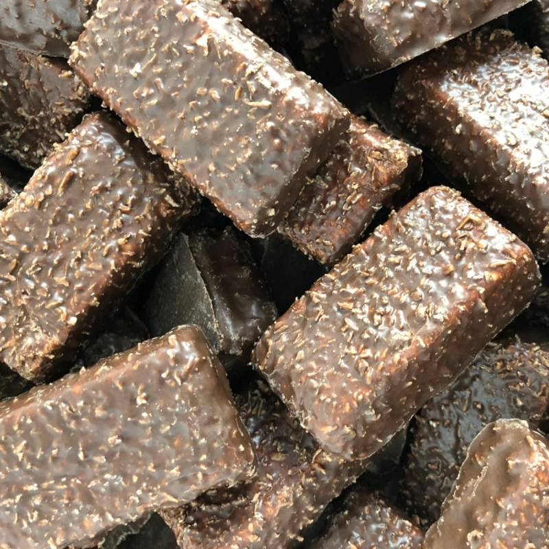 Ancienne Lards Trempe Coco (Chocolate-Coated Coconut Marshmallow Bricks) 125g (0.28lb)