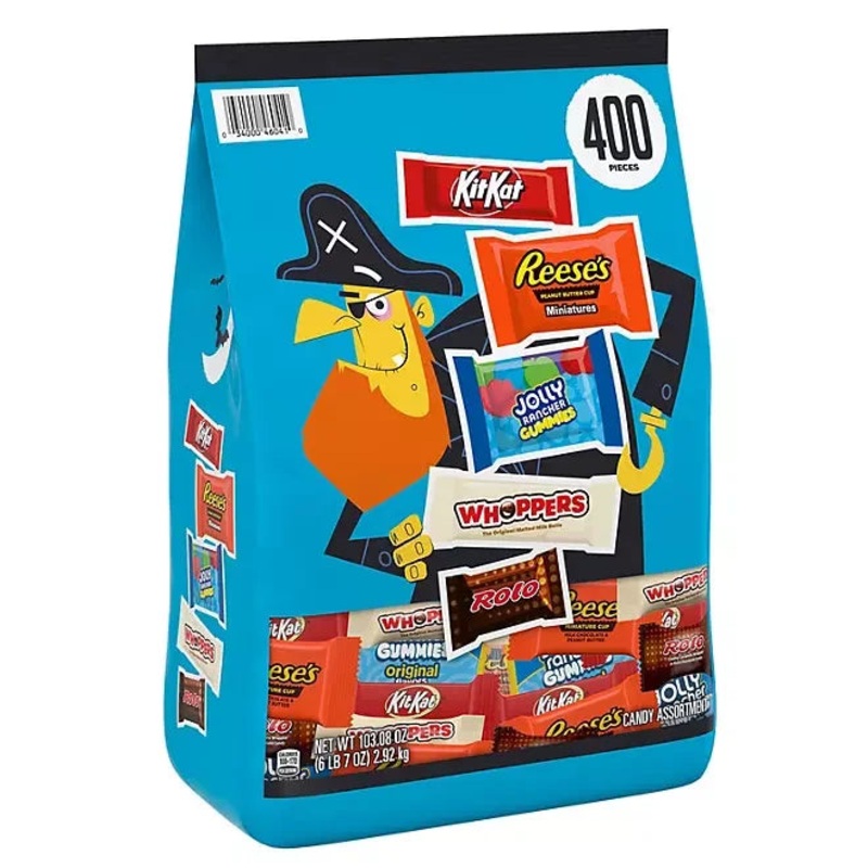 Hershey’s Halloween Candy Assortment: 400-Piece Bag