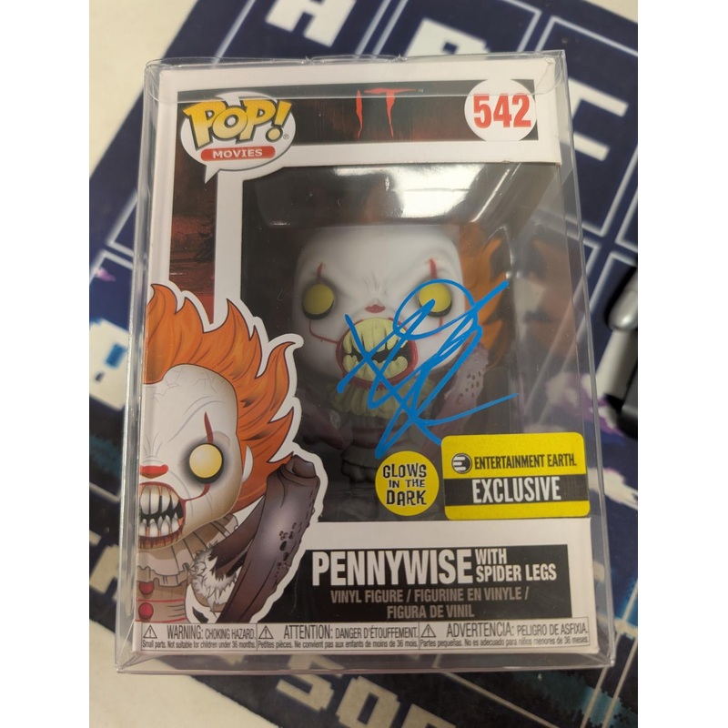AUTOGRAPHED by Bill Skarsgard (JSA Certified #AV10329) Funko Pop! Movies – Pennywise w/ Spider Legs #542 ( Entertainment Earth Exclusive )